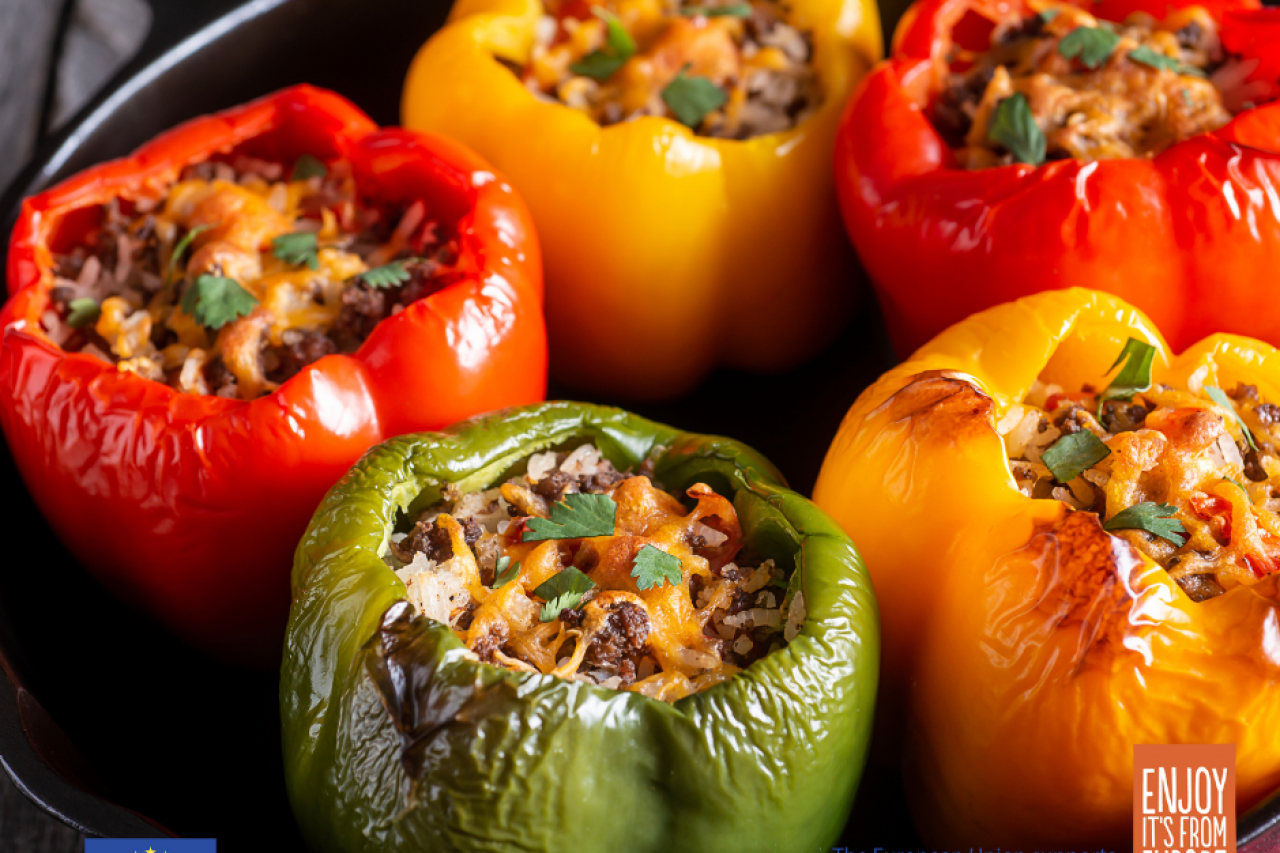 Stuffed vegetables with European Corinthian black raisins 